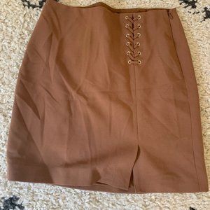 White House Black Market Skirt - Size 4